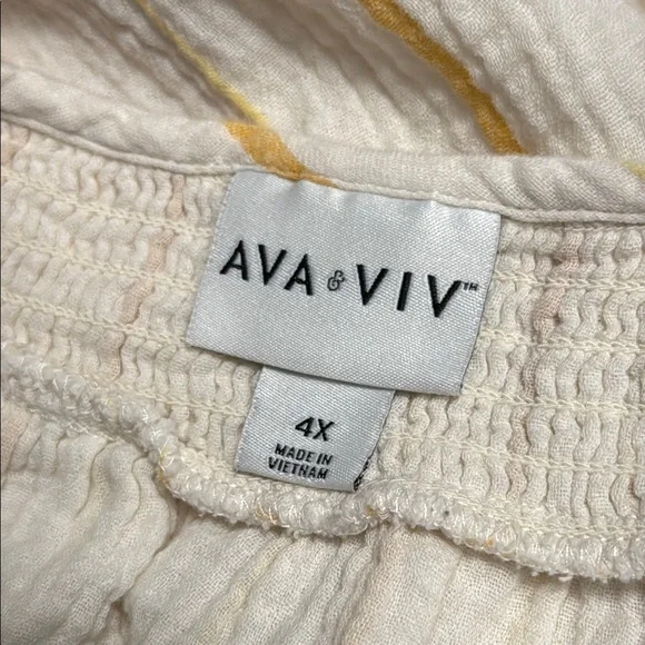 ⬇️Ava & Viv Cream & Yellow Striped Long Sleeve Button Down Top - Picture 6 of 7